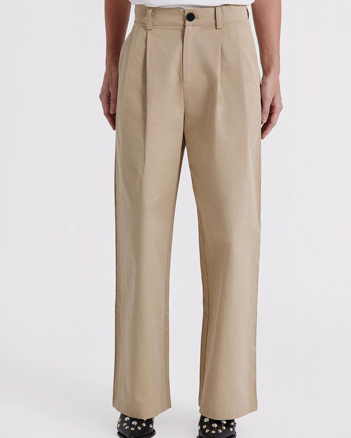 PANTALÓN ANCHO BEIGE CON BOLSILLOS TRASEROS